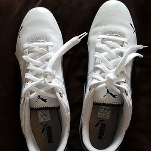 Mens puma sneakers worn once